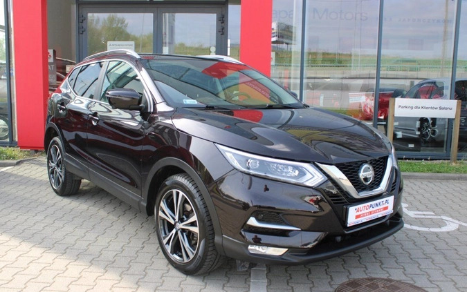 Nissan Qashqai cena 74900 przebieg: 108911, rok produkcji 2018 z Biała małe 781
